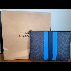 Coach Men's Large Multifunctional Pouch
